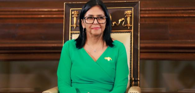 Maduro preparó a Delcy Rodríguez para liderar Venezuela, según el chavismo
