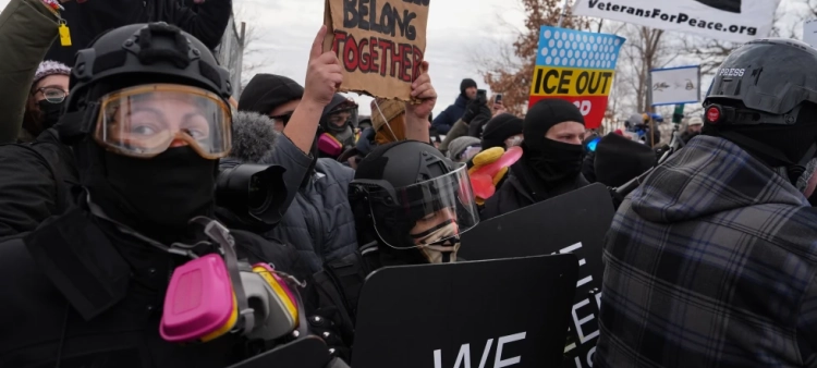 Arresto de manifestantes tras la muerte de Renee Good en Minneapolis
