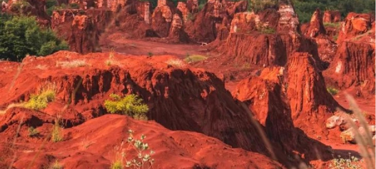 Muestras de tierras raras de Pedernales muestran buen potencial en Canadá
