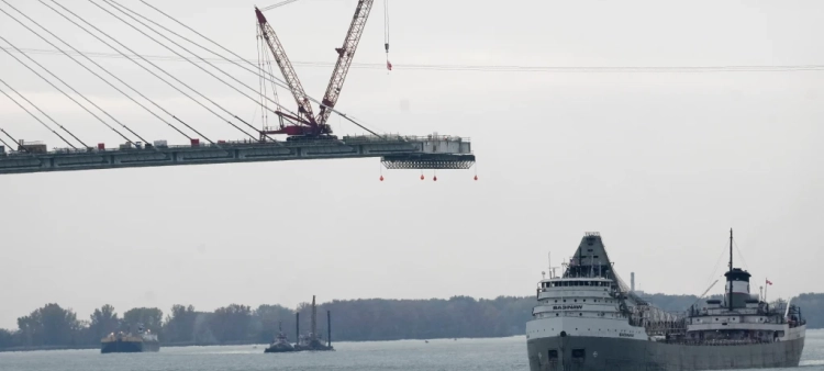 Disputa en aumento por el puente entre Canadá y Estados Unidos