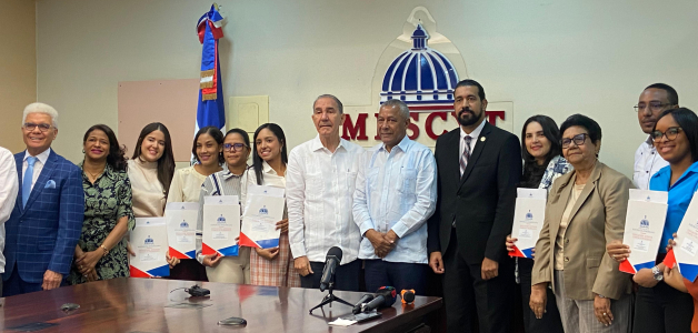 Carreras disponibles en becas internacionales 2026 del Mescyt