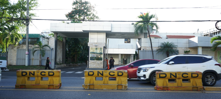 La DNCD incauta drogas en alta mar frente a Peravia