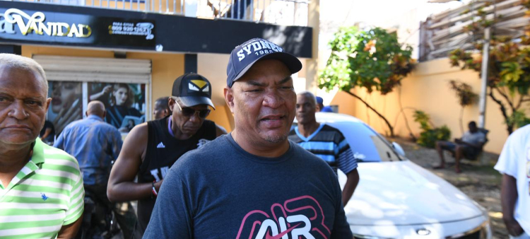 Choferes demandan beneficios laborales con la llegada del nuevo corredor Independencia