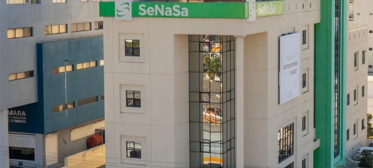 Retrasos en la aprobación de medicamentos por parte de Senasa causan preocupación en usuarios
