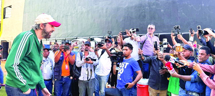 Juan Luis Guerra se presenta en el estadio Cibao este fin de semana
