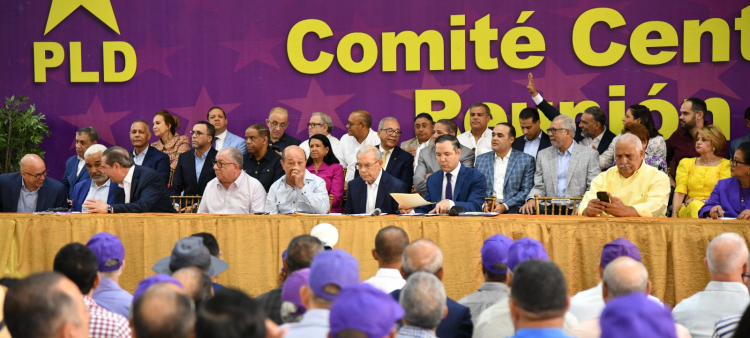 Inicio de la competencia entre los ocho candidatos presidenciales del PLD