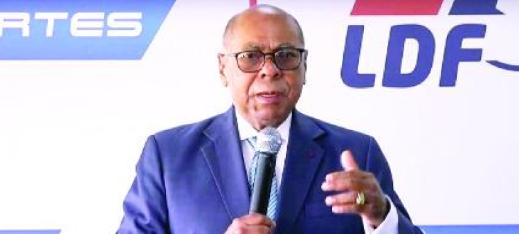 Una Excepcional Actuación y Nacionalidad Dominicana