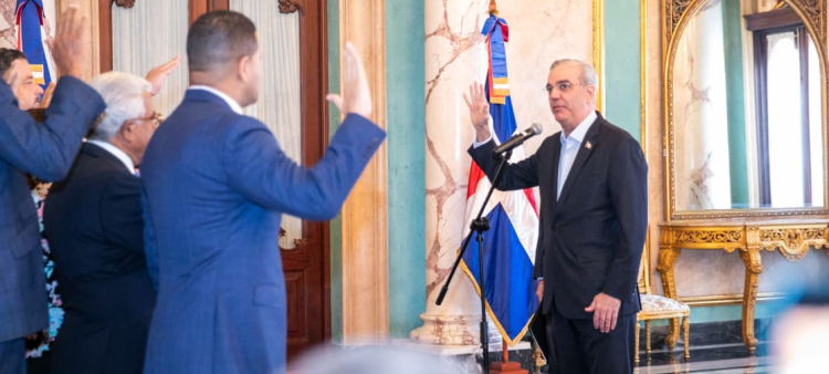 Juramentación de Miembros del Comité Gestor del Jardín Botánico de San Juan de la Maguana