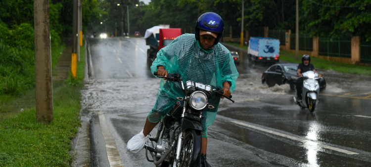 Disminución de lluvias este jueves en víspera de la Independencia: alertas vigentes