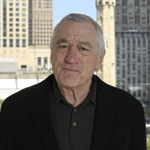 Donald Trump critica a Robert De Niro tras comentarios críticos: “enfermo y demente”.
