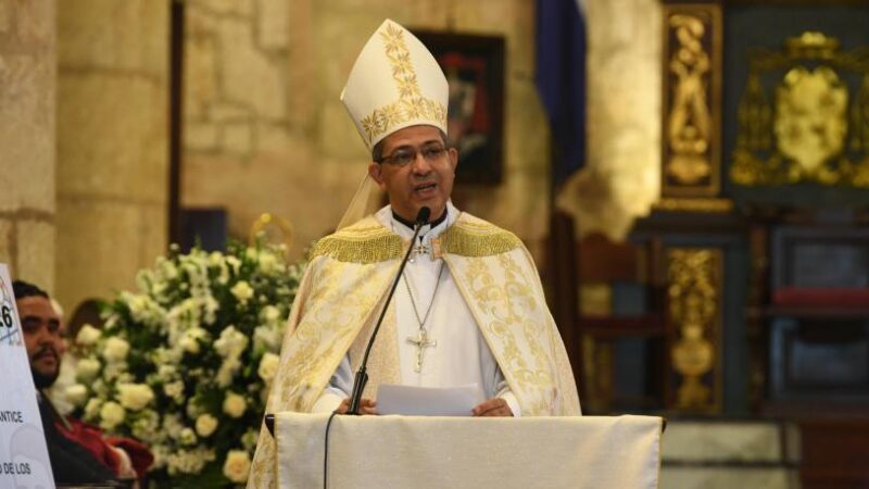 Arzobispo coadjutor critica la pérdida de valores y la explotación irracional de recursos naturales