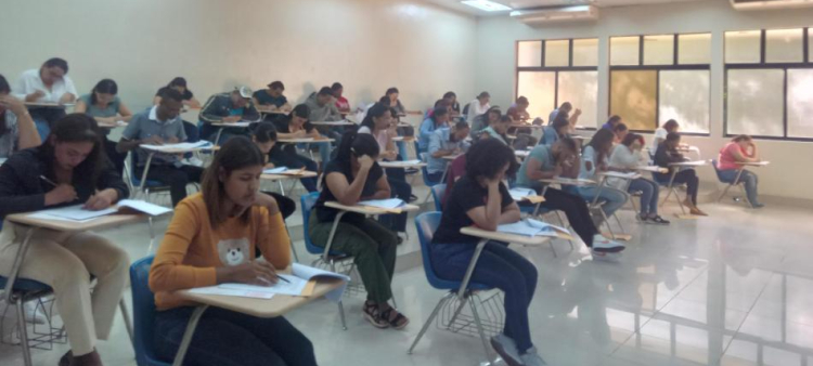 Examen Nacional Único para Residencias Médicas: 6,526 Participantes para 1,400 Cupos