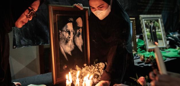 Posibles escenarios tras la muerte de Jamenei: el futuro de la cúpula iraní