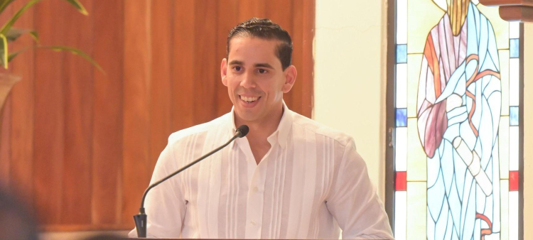 El Director de Senasa informa que los afiliados compran medicamentos en 10 a 15 minutos
