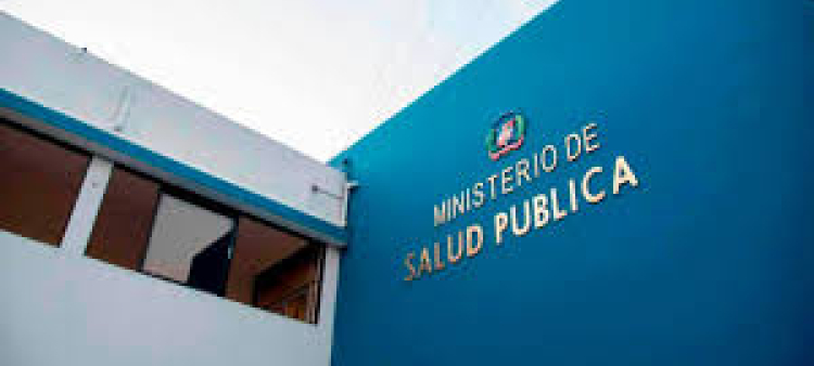 Supervisión técnica del Ministerio de Salud en consultorio del doctor Fadul