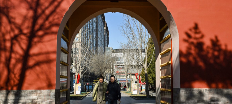 China promoverá la construcción de una sociedad amigable con la nacimiento ante crisis demográfica.