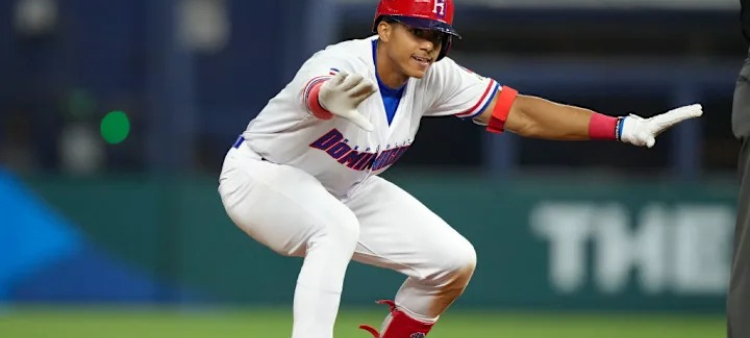 Jeremy Peña se retira del Clásico Mundial por lesión: Nelson Cruz busca reemplazo para la República Dominicana.