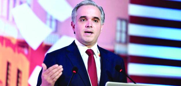 La reestructuración total del sistema educativo duplicará el PIB para el 2036, afirma Ministro de Educación.