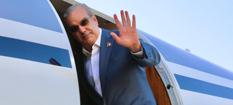 Viaje de Abinader a la investidura de José Antonio Kast en Chile