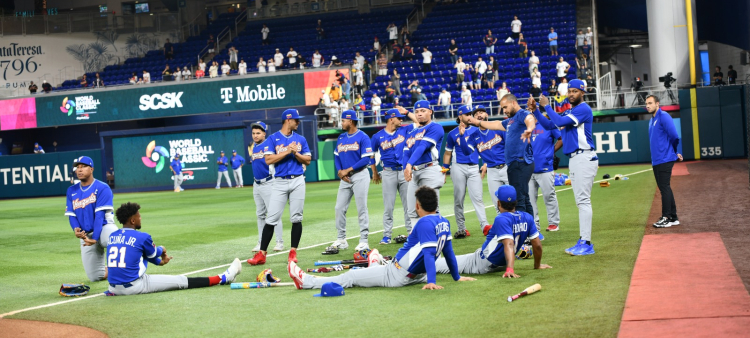 Preparativos para un emocionante duelo entre Venezuela y Japón con cambios en la alineación