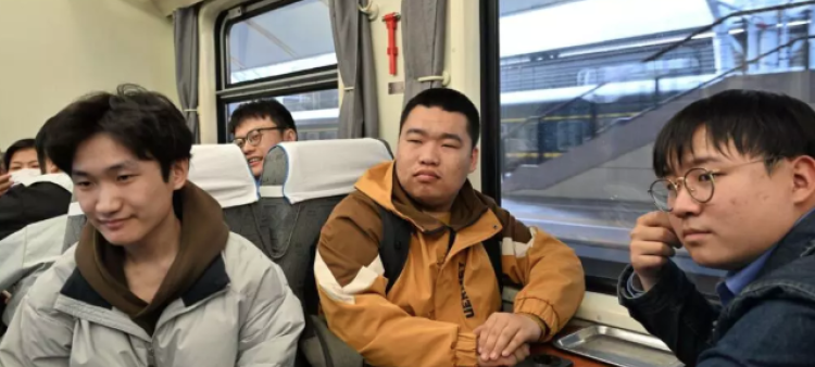 Reanudación del Servicio de Tren entre China y Corea del Norte tras Seis Años de Interrupción