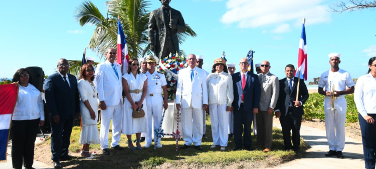 182 Aniversario del Regreso Triunfal de Duarte: Celebración Conmemorativa