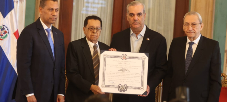 Homenaje póstumo al periodista Orlando Martínez, víctima de un asesinato en 1975