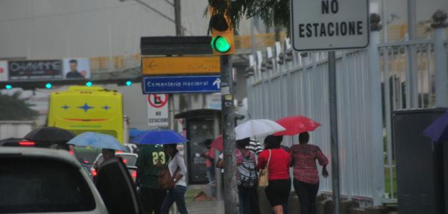 Alerta por Frente Frío y Vaguada: 13 provincias bajo vigilancia del COE