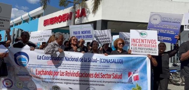 Protesta de Profesionales de la Salud en el Hospital Robert Reid Cabral