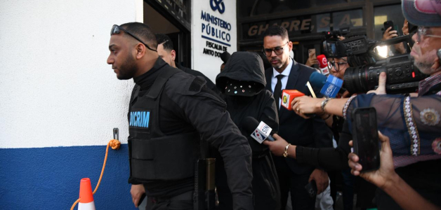 Los abogados de Yailin La Más Viral afirman que otra persona es propietaria de las armas