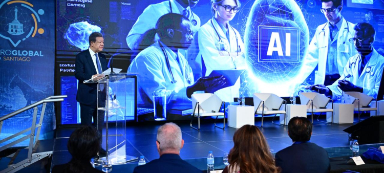 Apuesta por las Tecnologías Médicas en el Foro Global Santiago