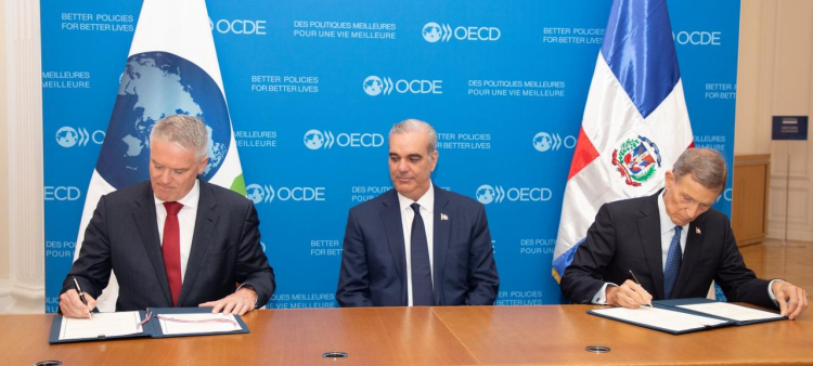 Avances en la implementación del sistema nacional anticorrupción en República Dominicana con la OCDE