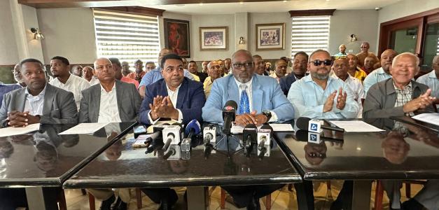 Transportistas garantizan estabilidad en precios de pasajes a pesar del aumento en el costo de los combustibles.