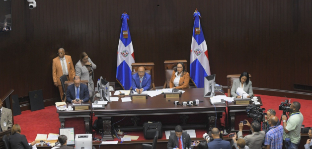 Solicitud de Abinader a Legisladores para Planificar Fiscalización y Control de Funcionarios