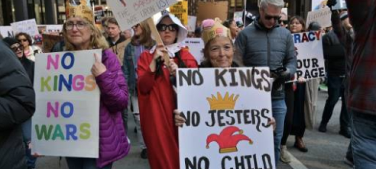Más de 80 arrestados en manifestaciones del movimiento ‘No Kings’ en oposición a Trump