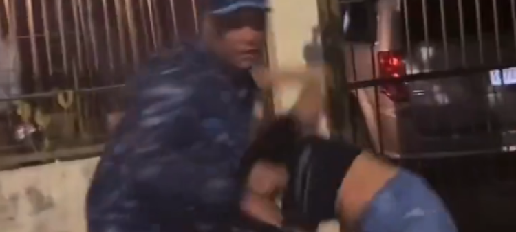 Policía suspendido por agresión a mujer: sancionado previamente en 2018