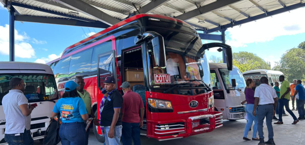 Escaso flujo de pasajeros el lunes, se espera aumento para el Miércoles Santo