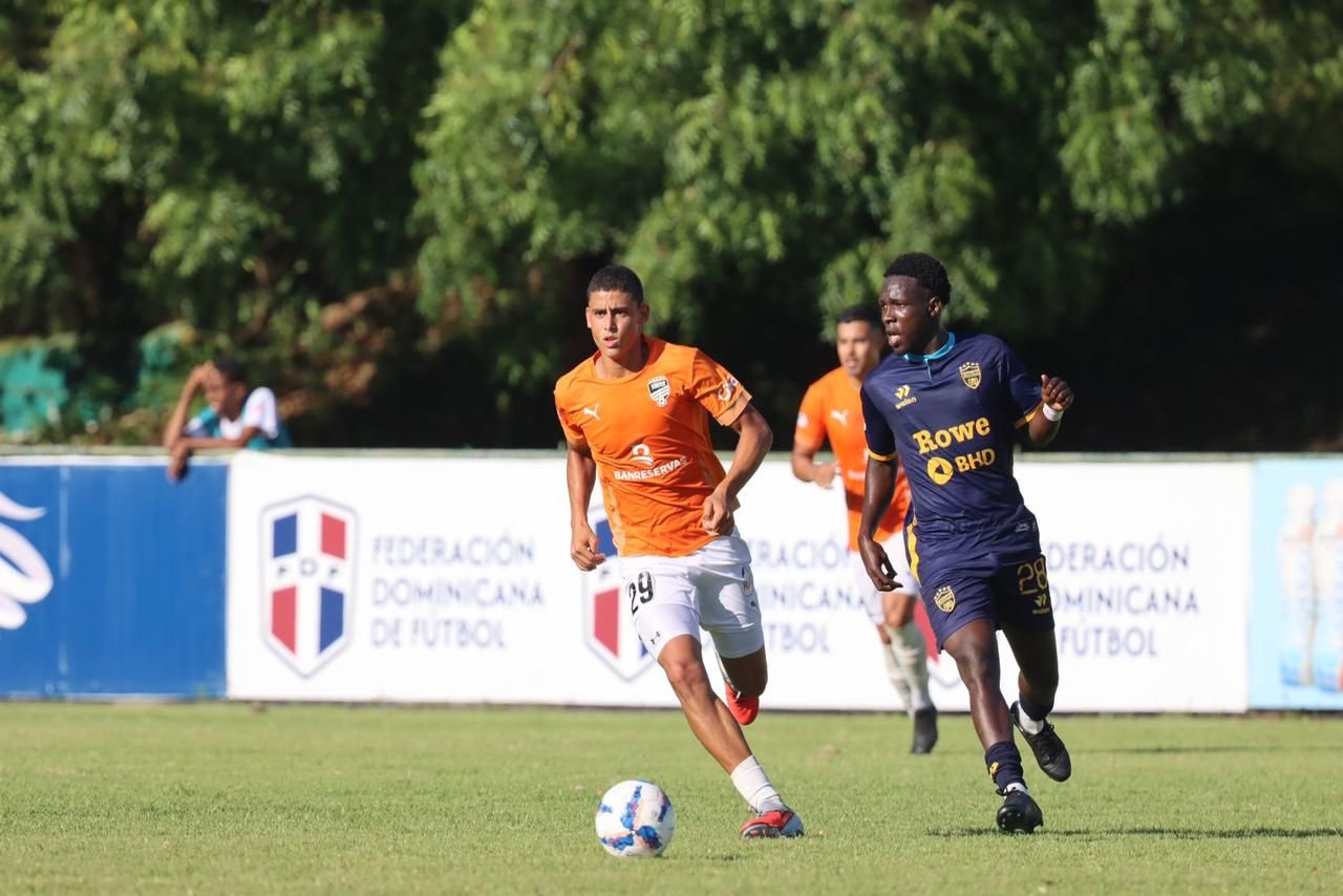 Cibao FC y Delfines del Este finalizan la Liguilla con triunfos sobre Salcedo y Pantoja