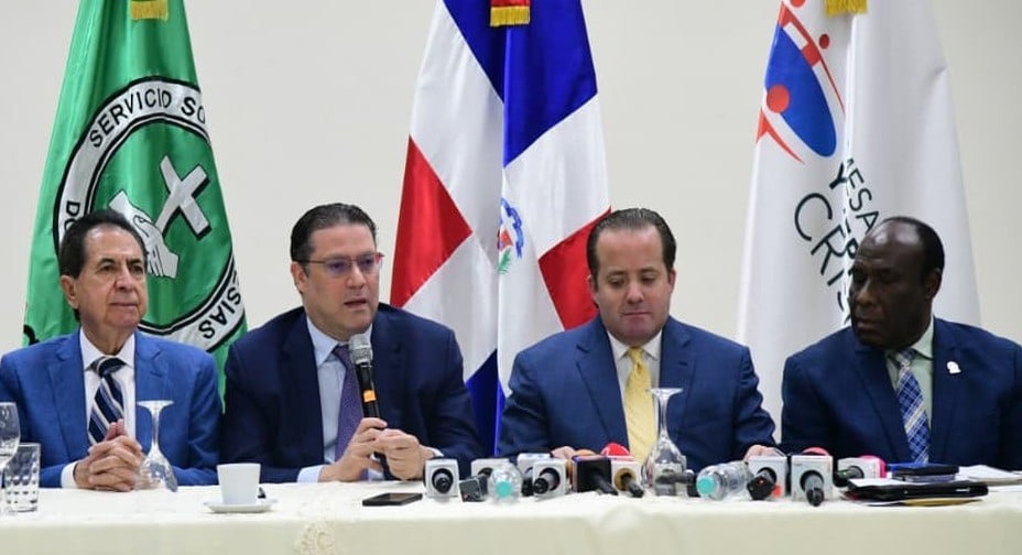 Sanz Lovatón resalta estabilidad económica en medio de tensiones internacionales