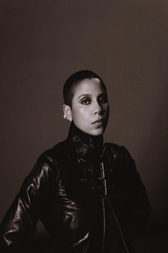 Tokischa lanza su álbum debut “Amor & Droga” con un enfoque íntimo y personal