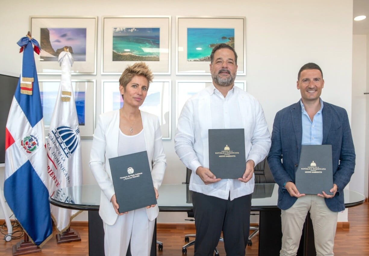 Alianza estratégica para restaurar ecosistemas costeros en República Dominicana