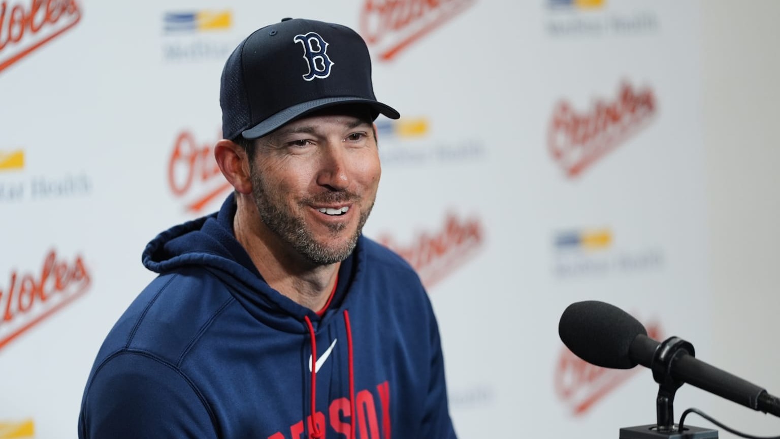 Chad Tracy asume como nuevo manager interino de los Medias Rojas
