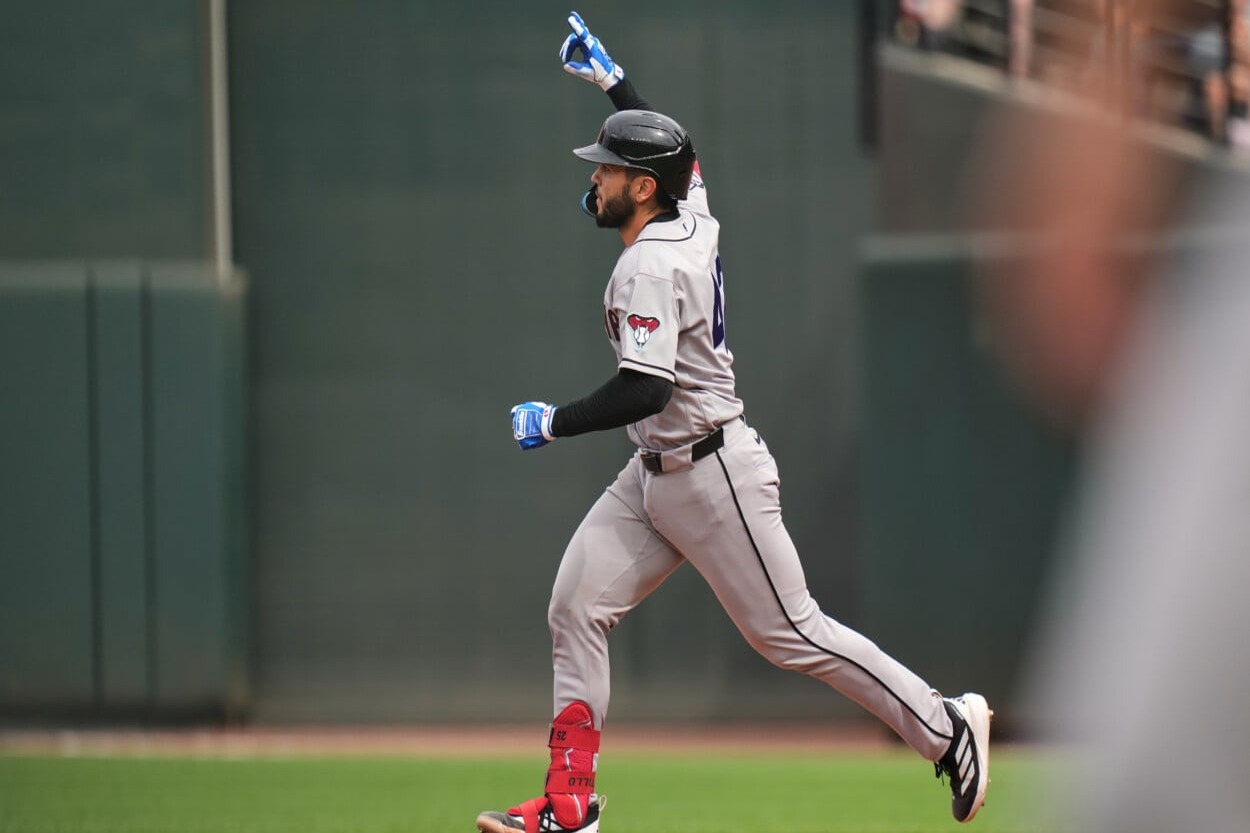 Adrián Del Castillo lidera victoria de los Diamondbacks con jonrón decisivo en la décima