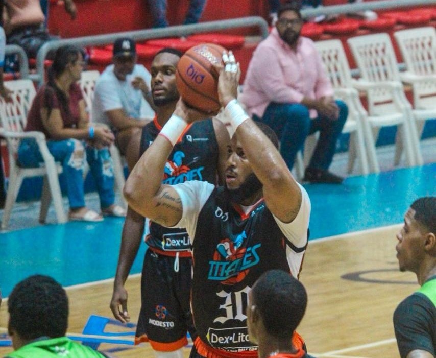 Los Titanes del Sur rompen mala racha con victoria sobre los Soles