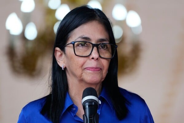 Más de 5,000 venezolanos regresan a su patria en los primeros cien días de gestión de Delcy Rodríguez