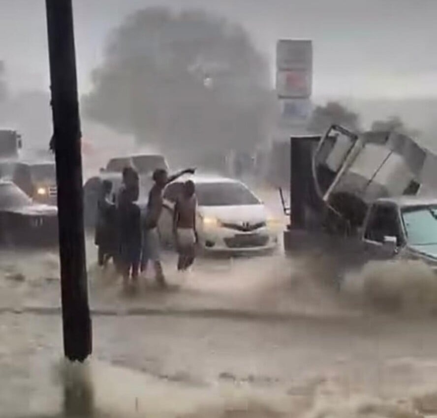 Lluvias torrenciales causan estragos en Santiago: dos fallecidos y miles damnificados
