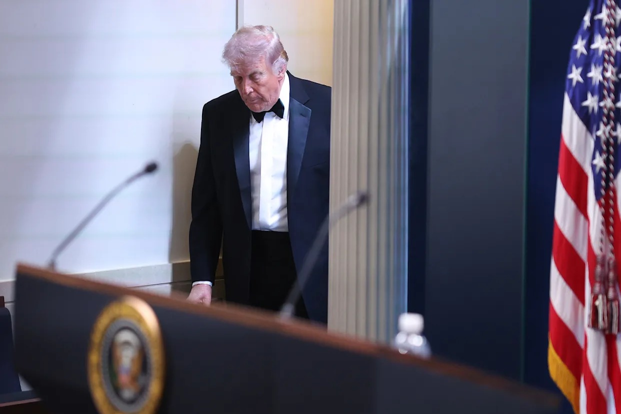 Trump aboga por unidad tras incidente violento en Washington