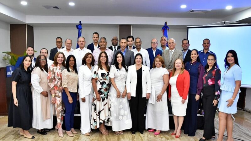 Nueva directiva toma las riendas en la asamblea anual de ADOCAMBIO
