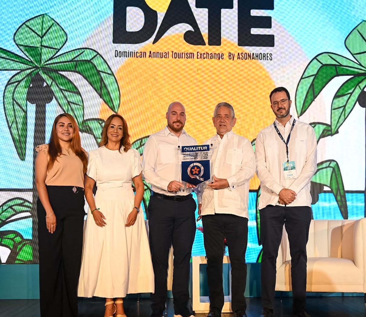 Turismo certifica excelencia de establecimientos en La Altagracia