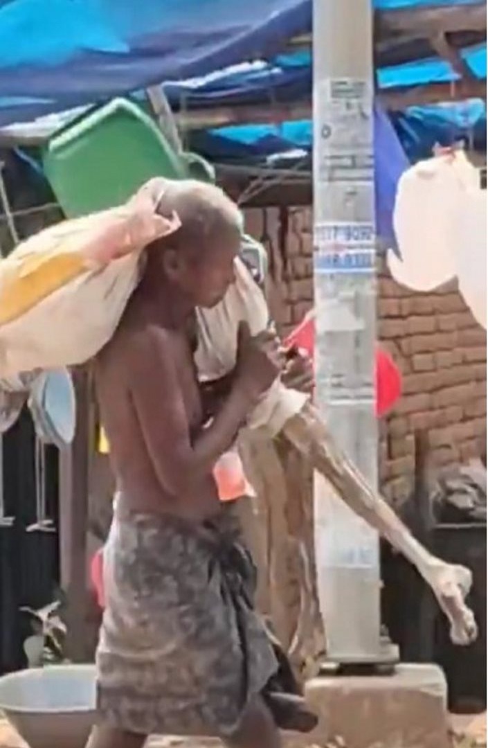 Hombre en India exhuma el cuerpo de su hermana para reclamar sus ahorros